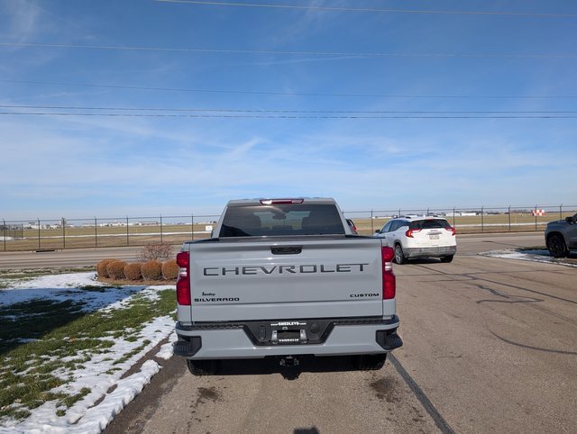 Certified 2024 Chevrolet Silverado 1500 Custom w/ LPO, Dark Essentials Package image 8