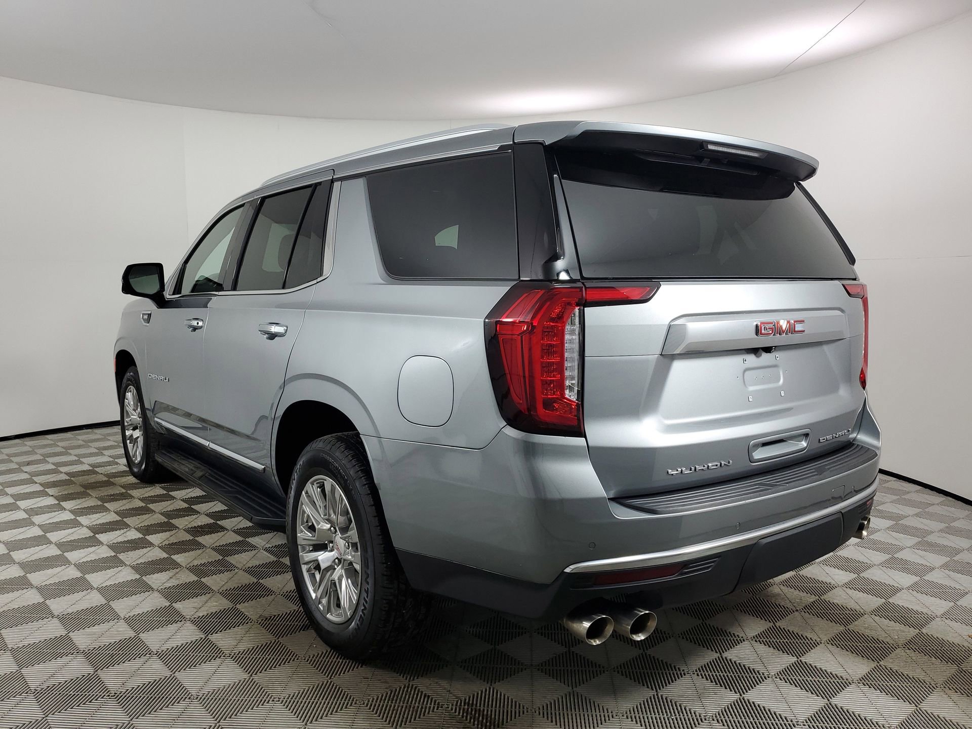 Used 2023 GMC Yukon Denali image 8