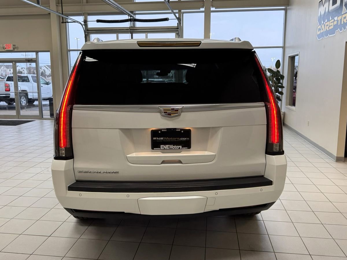 Used 2017 Cadillac Escalade Premium Luxury AWD/4WD image 63