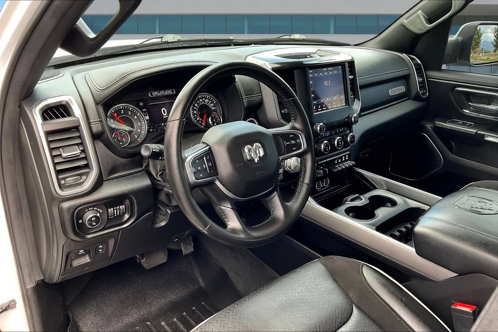 Used 2021 RAM 1500 Laramie w/ Sport Appearance Package AWD/4WD image 18