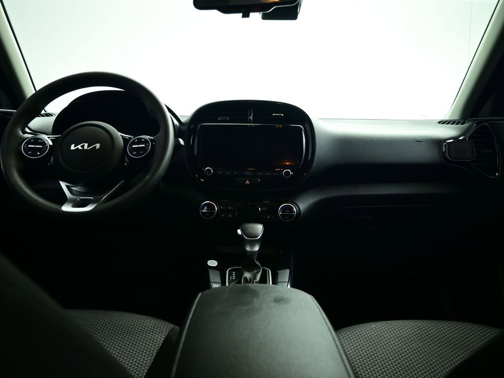 Used 2024 Kia Soul S image 37