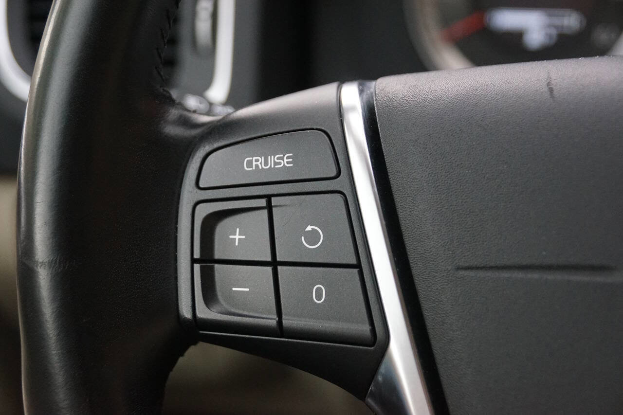 Used 2012 Volvo S60 T5 image 34