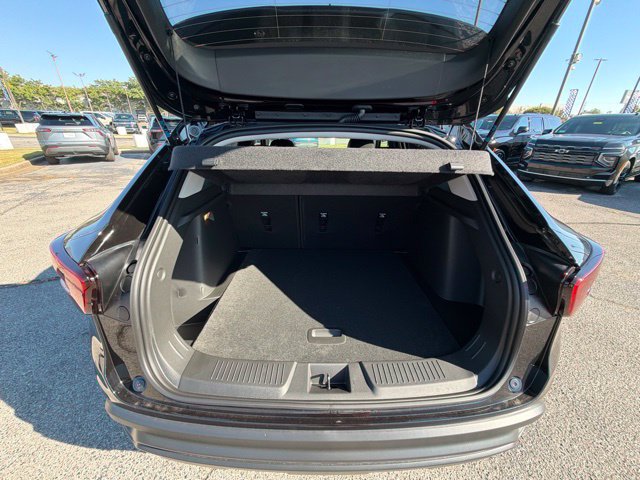 New 2026 Chevrolet Trax LT w/ Sunroof Package FWD image 28