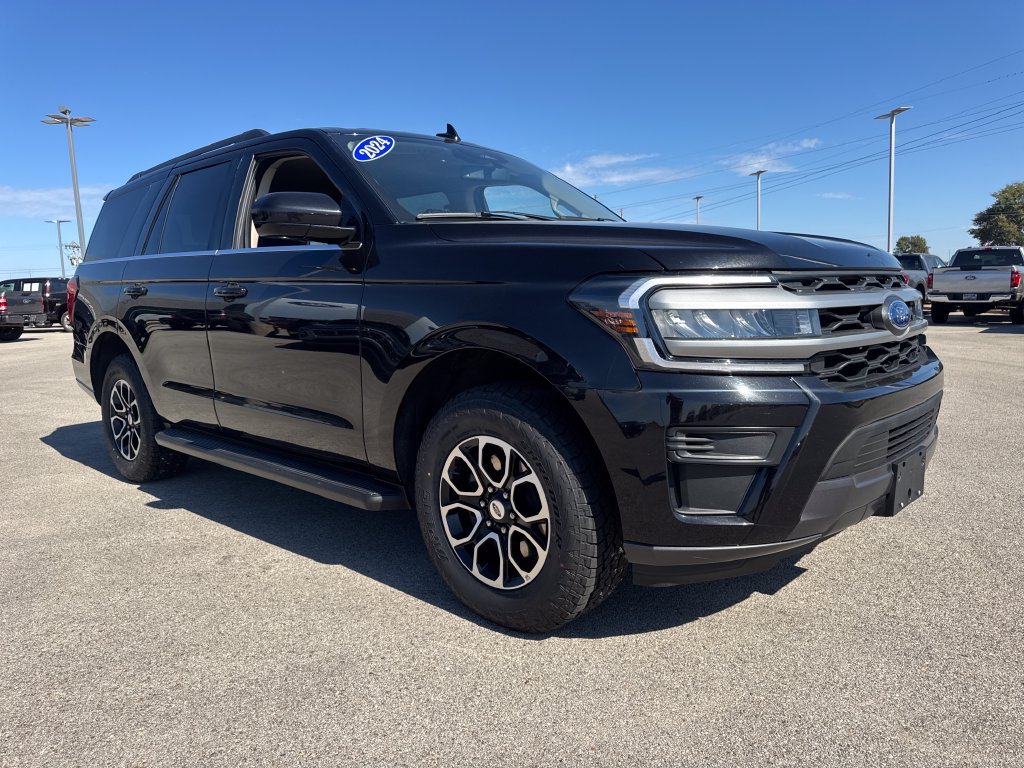 Used 2024 Ford Expedition XLT AWD/4WD image 9