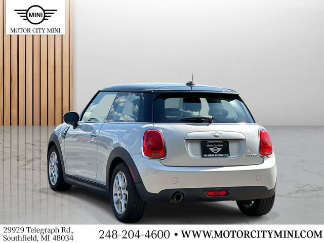 Used 2014 MINI Cooper 2-Door Hardtop FWD image 5