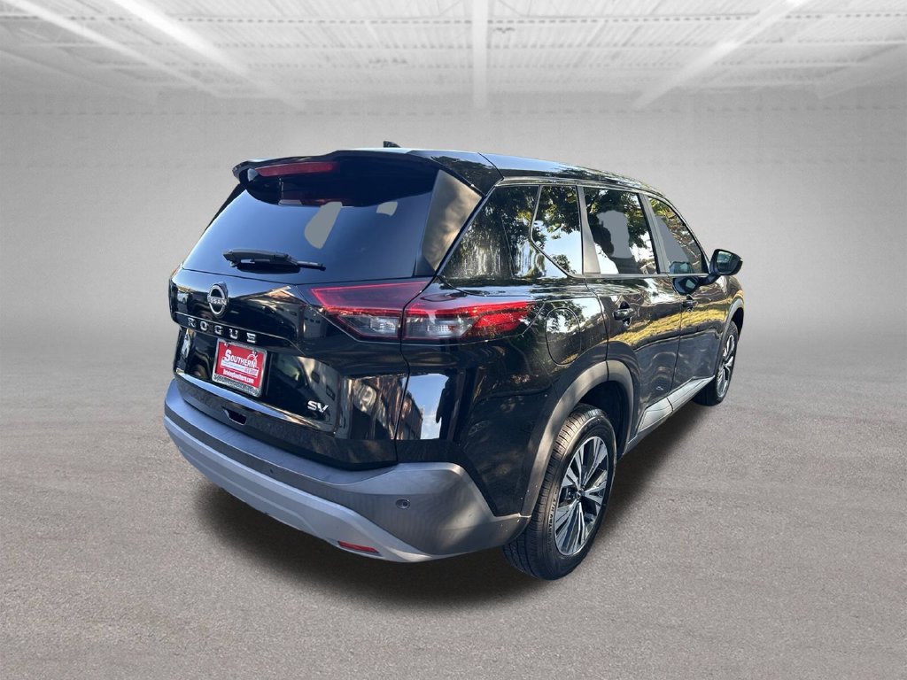 Used 2023 Nissan Rogue SV FWD image 7