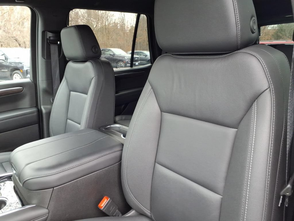 Used 2025 Chevrolet Tahoe LT AWD/4WD image 15