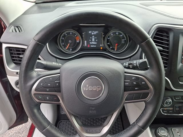 Certified 2020 Jeep Cherokee Latitude Plus w/ Cold Weather Group AWD/4WD image 18