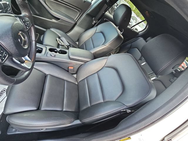 Used 2019 Mercedes-Benz GLA 250 4MATIC image 22