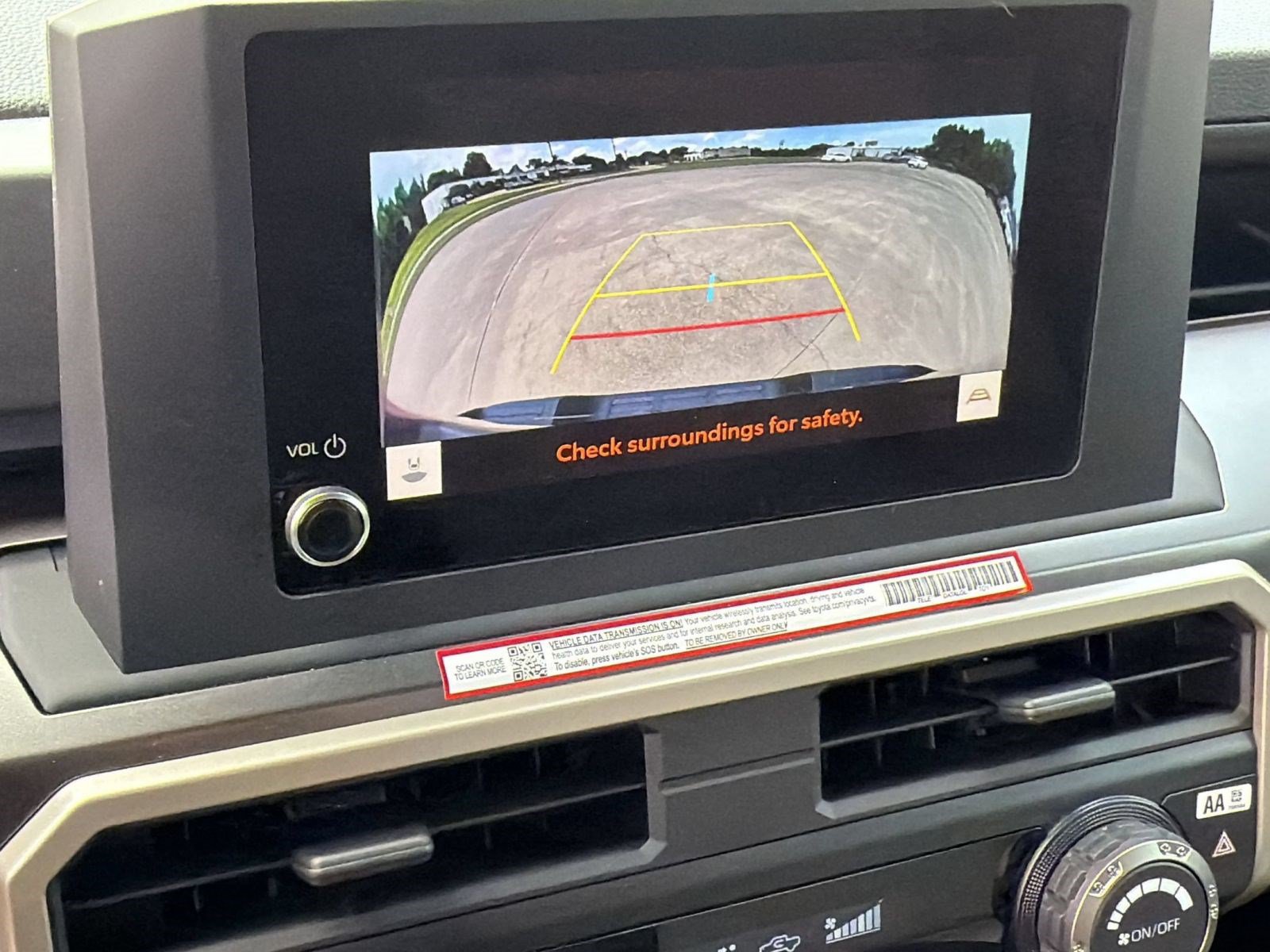 Used 2025 Toyota Tacoma SR5 AWD/4WD image 19