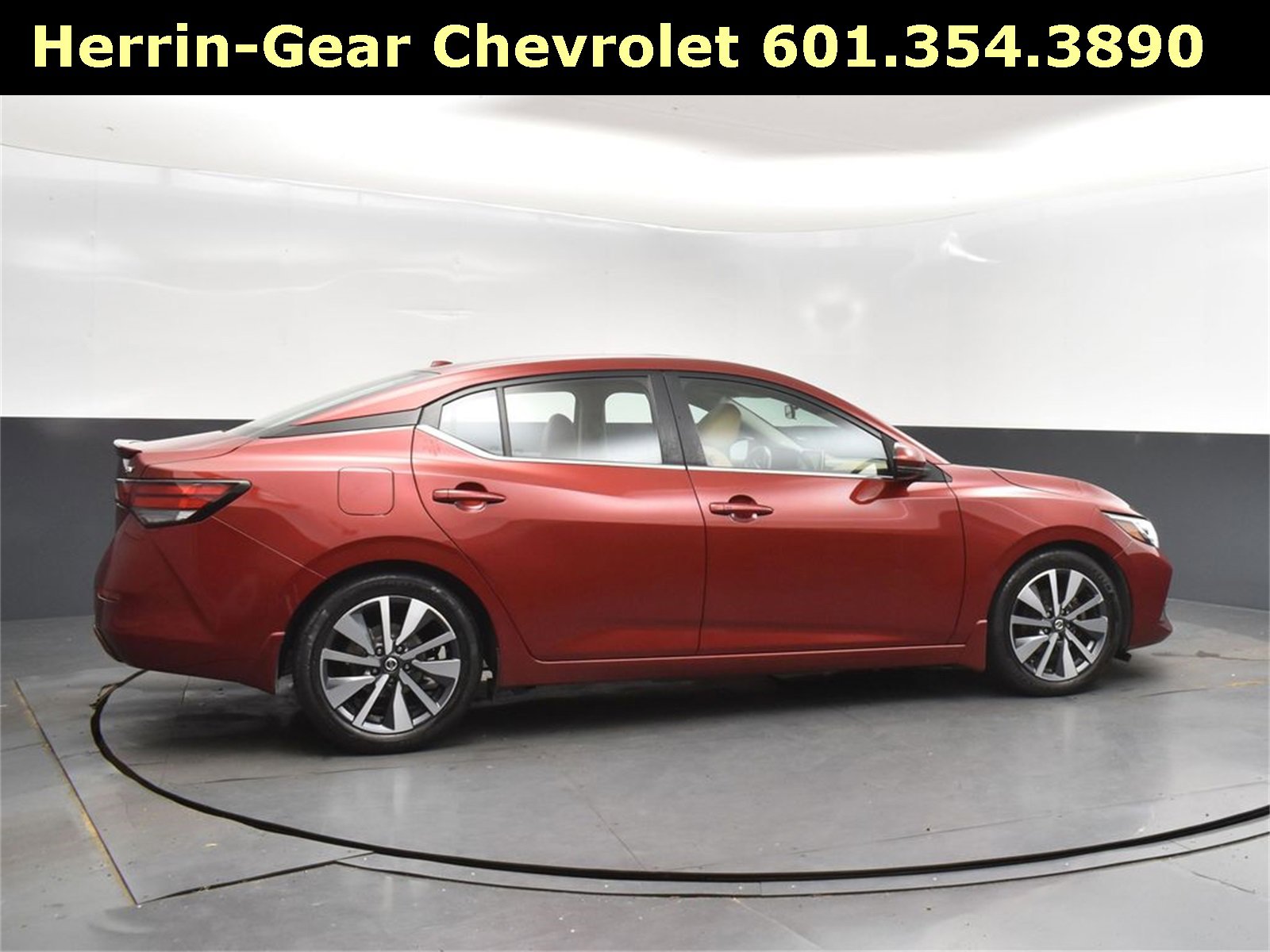 Used 2020 Nissan Sentra SV w/ SV Premium Package image 8