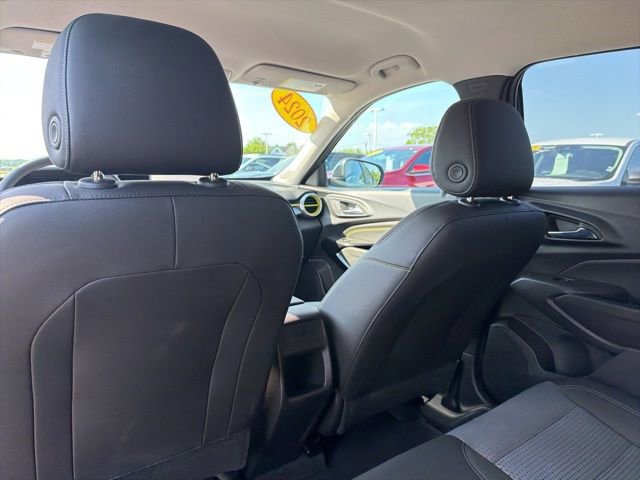 Used 2024 Chevrolet Trax LT w/ Driver Confidence Package FWD image 15