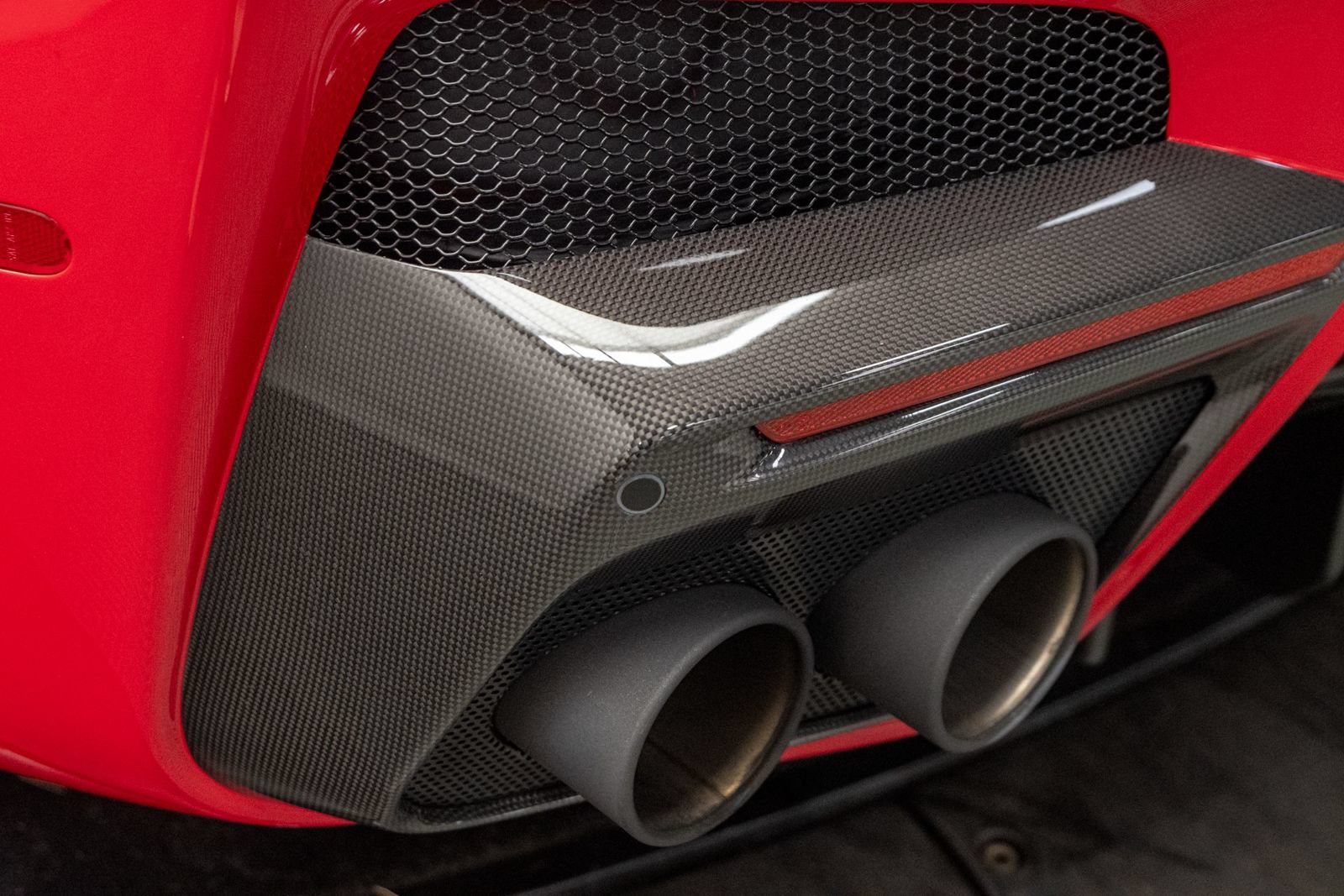 Used 2017 Ferrari F12tdf RWD image 57