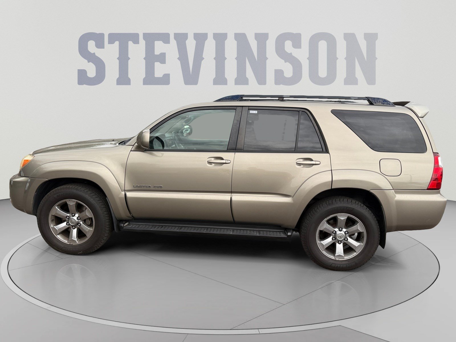 Used 2006 Toyota 4Runner Limited AWD/4WD image 2