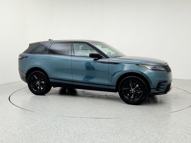 New 2026 Land Rover Range Rover Velar Dynamic SE image 3