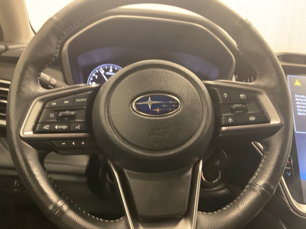 Used 2025 Subaru Outback Limited AWD/4WD image 16