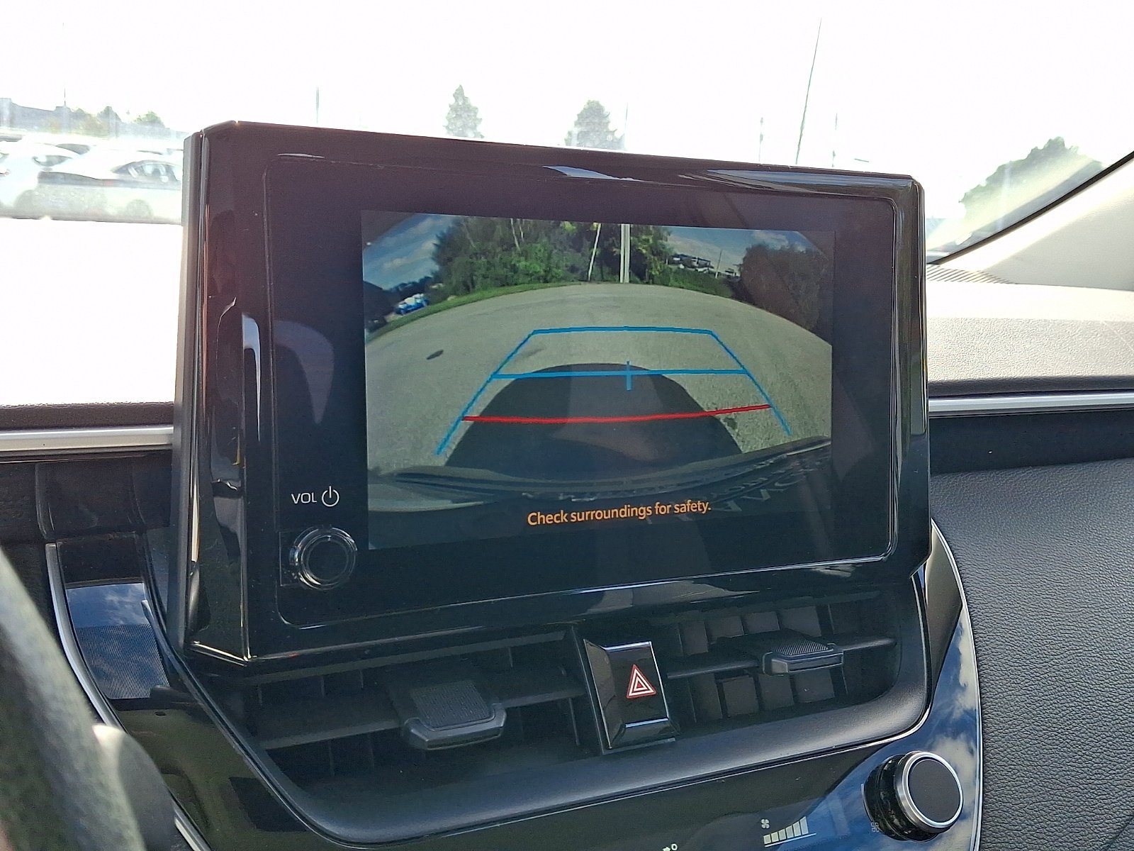 Used 2025 Toyota Corolla LE FWD image 19