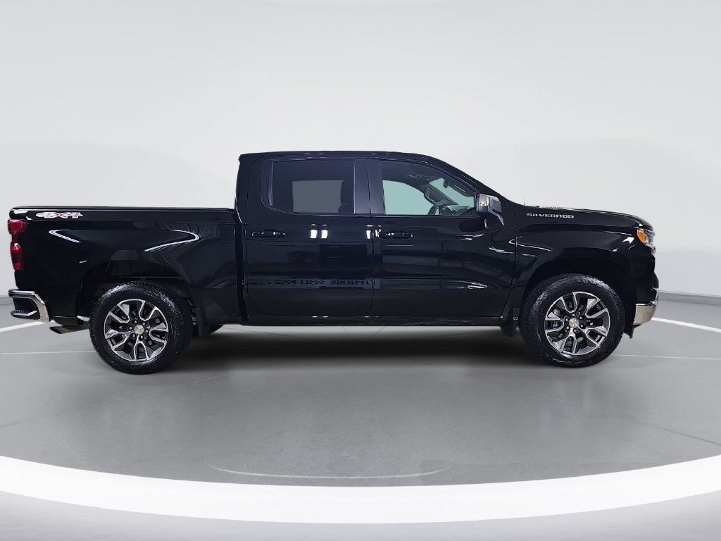 Certified 2024 Chevrolet Silverado 1500 LT AWD/4WD image 2