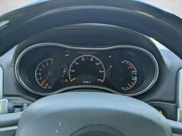 Used 2015 Jeep Grand Cherokee Overland w/ Advanced Technology Group image 11