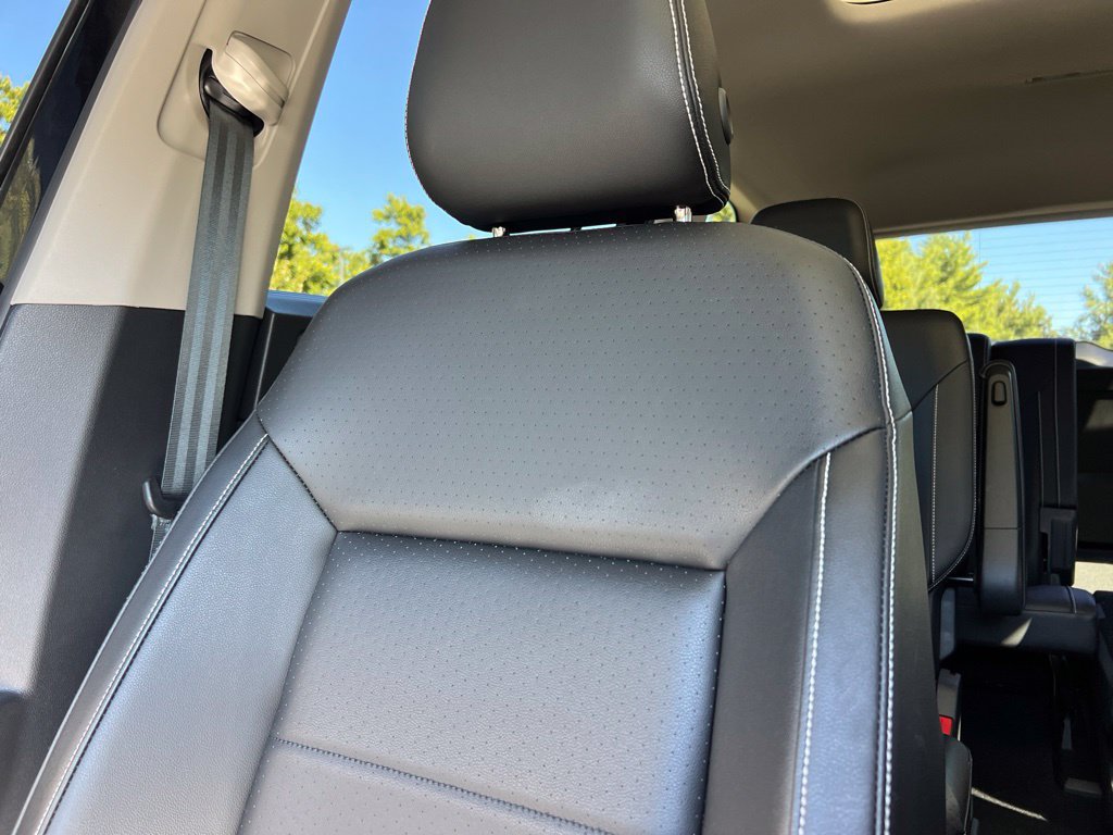 Used 2023 Volkswagen Atlas SEL R-Line AWD/4WD image 22