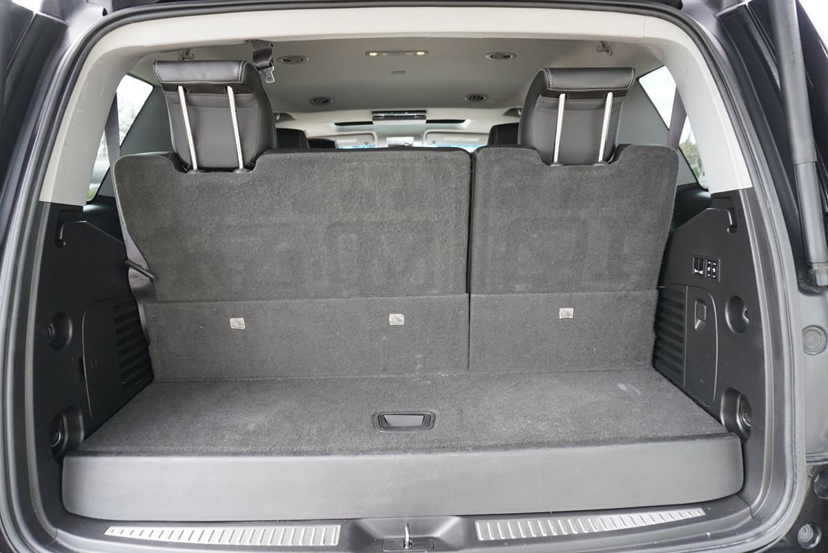 Used 2017 GMC Yukon Denali w/ Open Road Package image 13