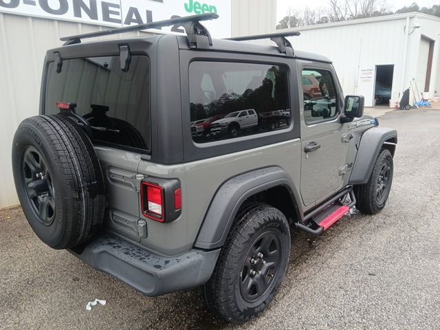 Used 2023 Jeep Wrangler Sport image 3