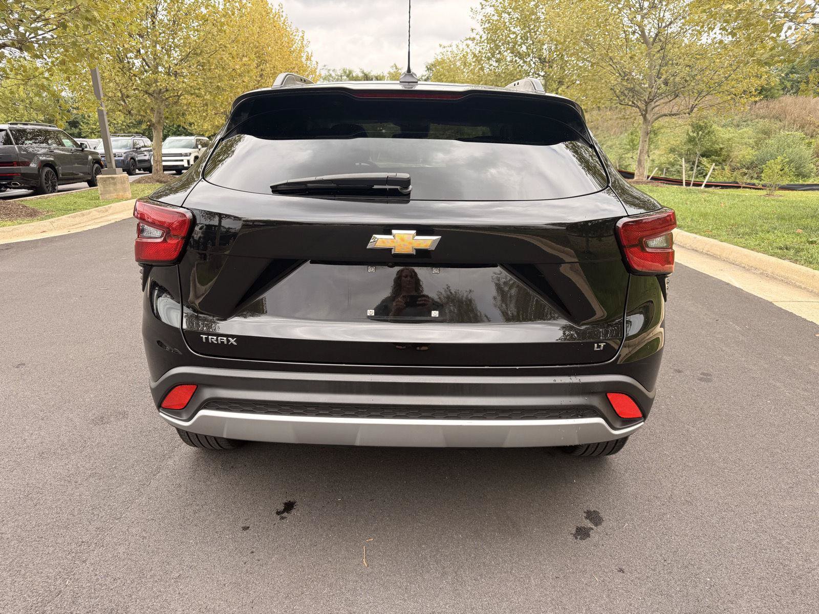 Used 2025 Chevrolet Trax LT FWD image 6