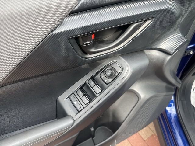 Used 2025 Subaru Crosstrek 2.0i Premium image 12