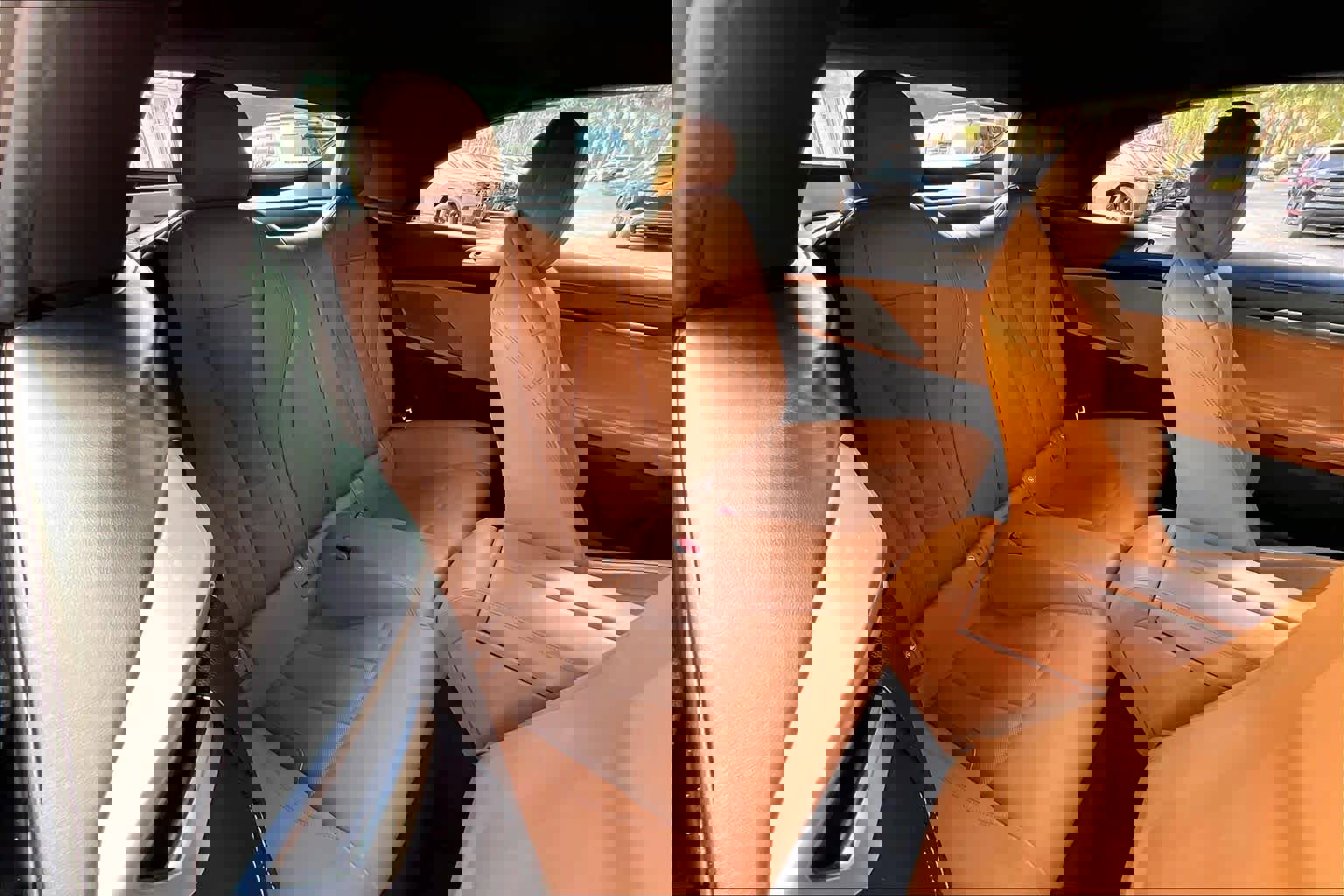 Used 2023 BMW M850i xDrive Convertible w/ M Carbon Exterior Package image 17