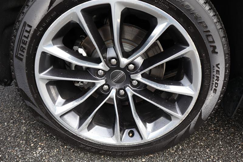 Used 2024 Jeep Wagoneer L Series II w/ Convenience Group I image 29