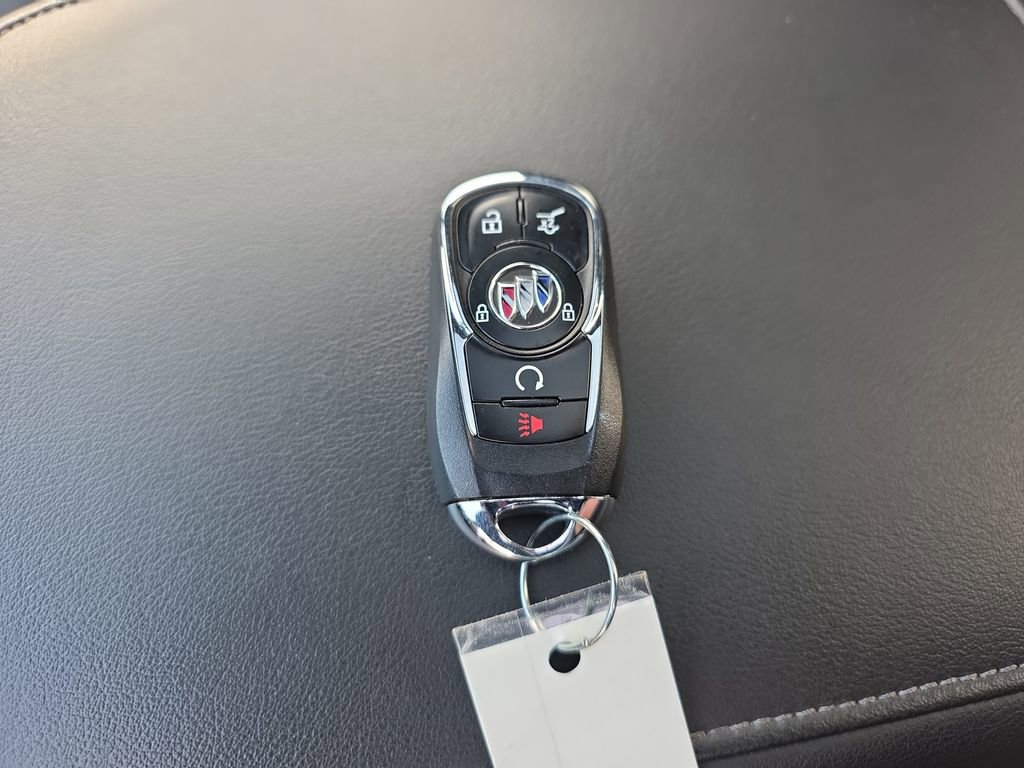 Used 2023 Buick Enclave Avenir w/ Avenir Technology Package image 41