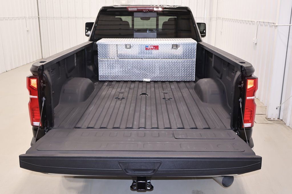 Used 2025 Chevrolet Silverado 2500 LTZ w/ LTZ Premium Package image 41