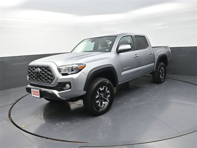 Used 2022 Toyota Tacoma TRD Off-Road image 3