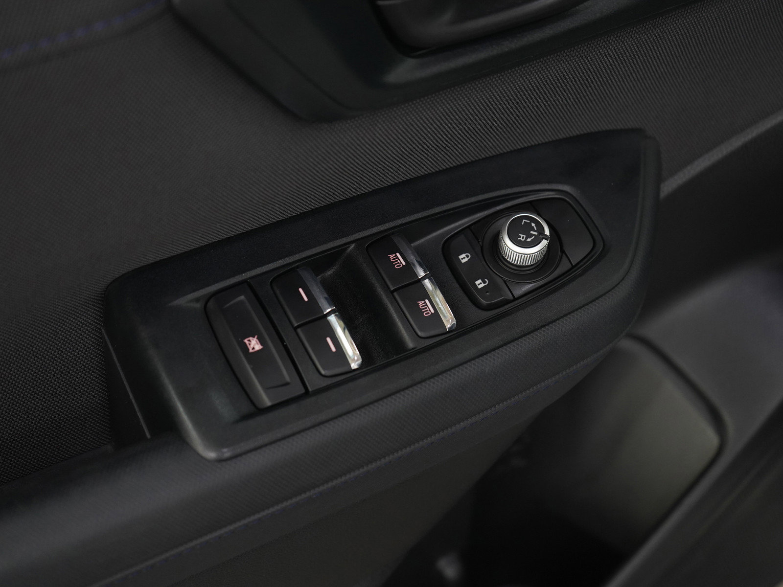 Used 2025 Subaru Forester Premium image 20