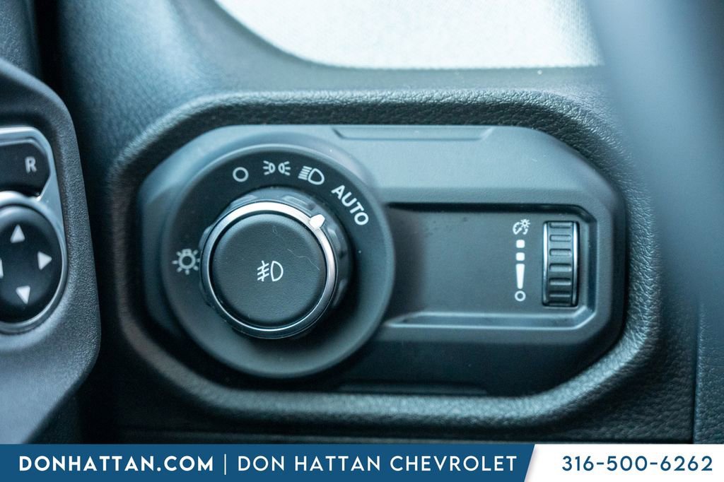 Used 2024 Jeep Wrangler Unlimited image 18