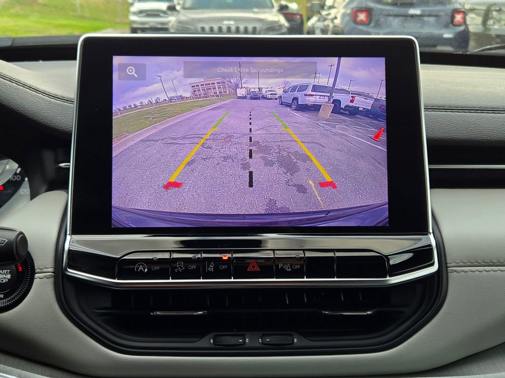 Used 2024 Jeep Compass Limited image 23