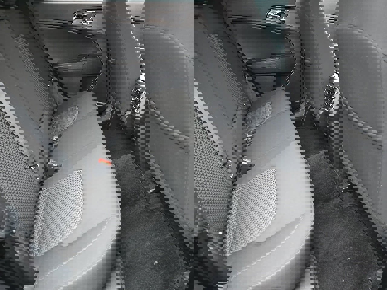 Used 2024 Kia Sportage LX image 32