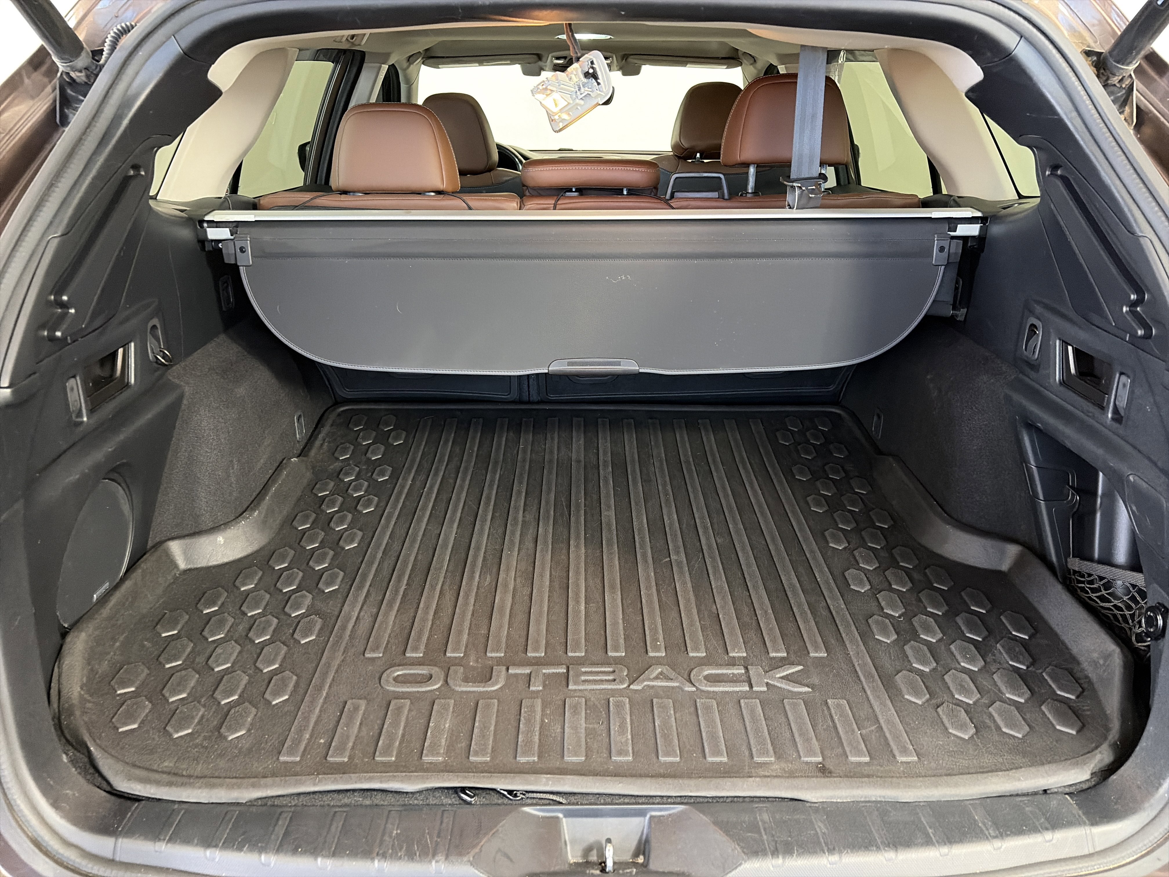 Used 2020 Subaru Outback Touring w/ Popular Package #2 image 28