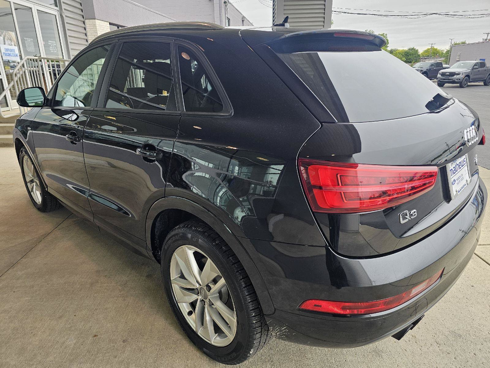 Used 2018 Audi Q3 2.0T Premium AWD/4WD image 3