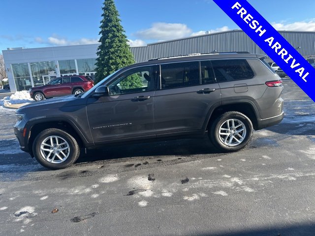 Used 2024 Jeep Grand Cherokee L Laredo w/ Luxury Tech Group I image 15