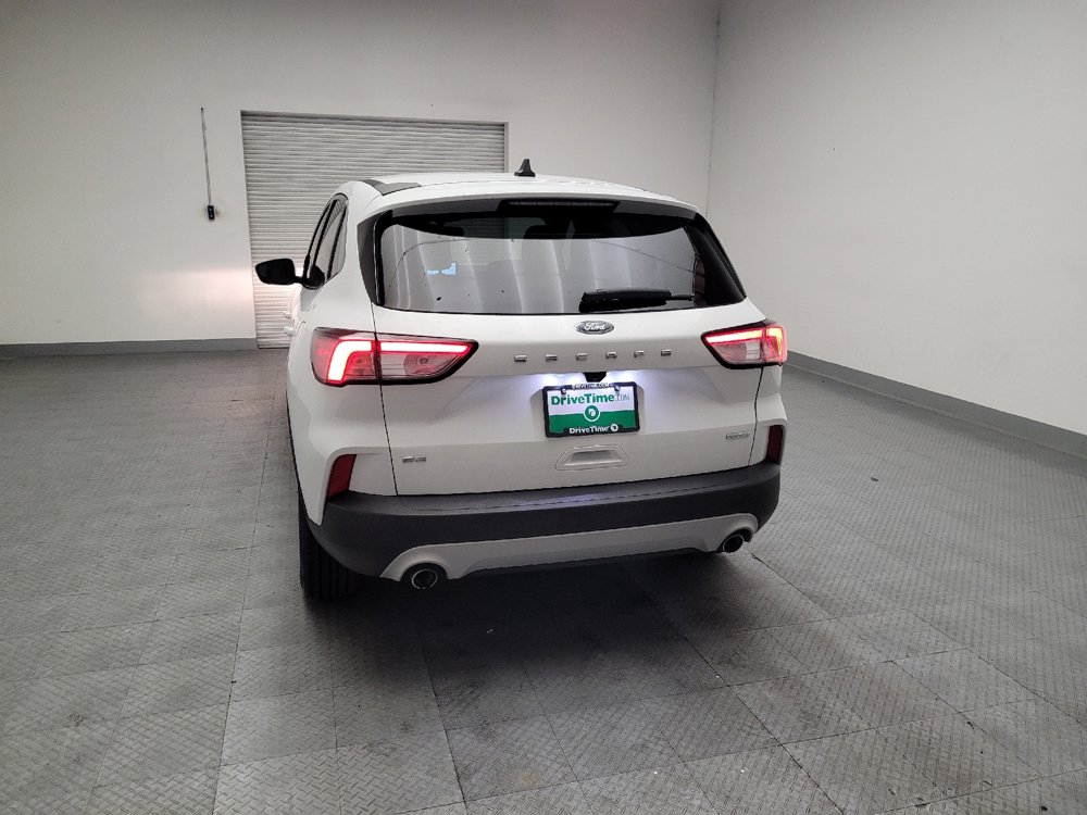 Used 2020 Ford Escape SE FWD image 6