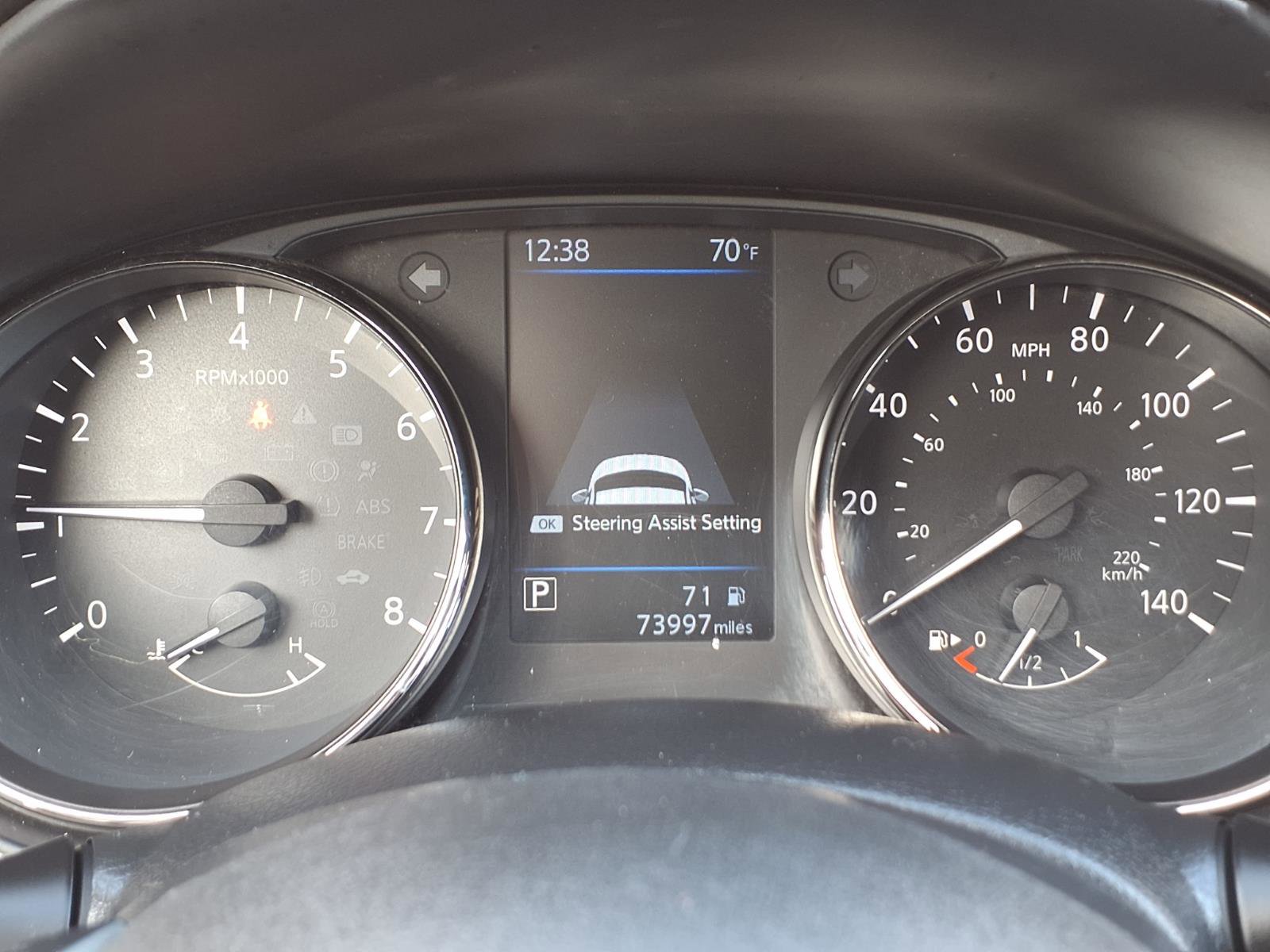 Used 2022 Nissan Rogue Sport SV w/ Technology Package image 16