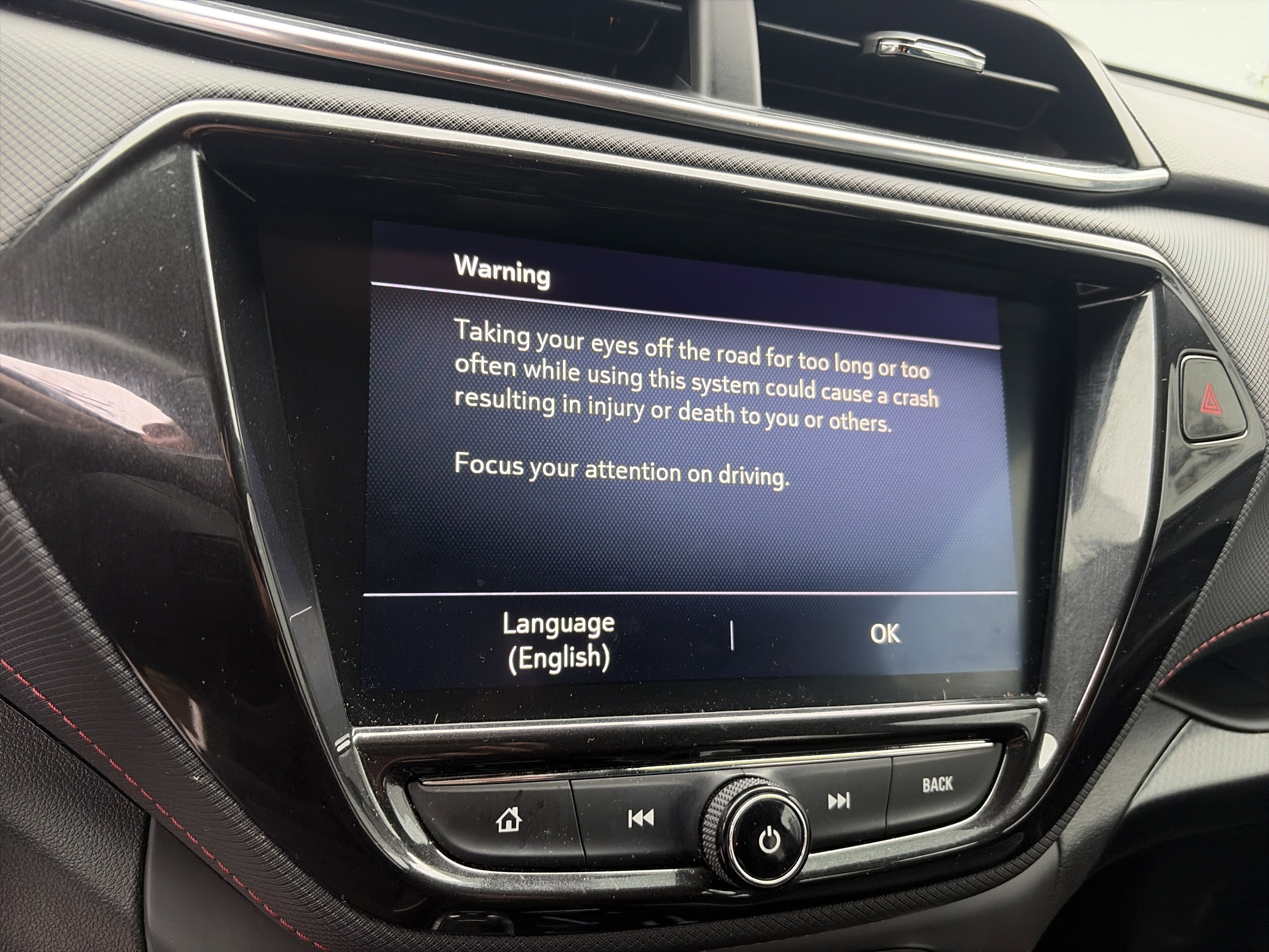 Certified 2022 Chevrolet TrailBlazer RS w/ Technology Package image 13