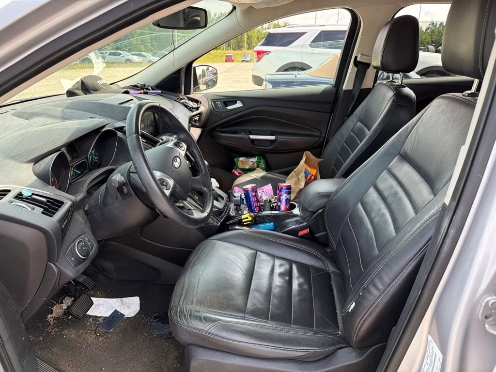 Used 2015 Ford Escape Titanium FWD image 5