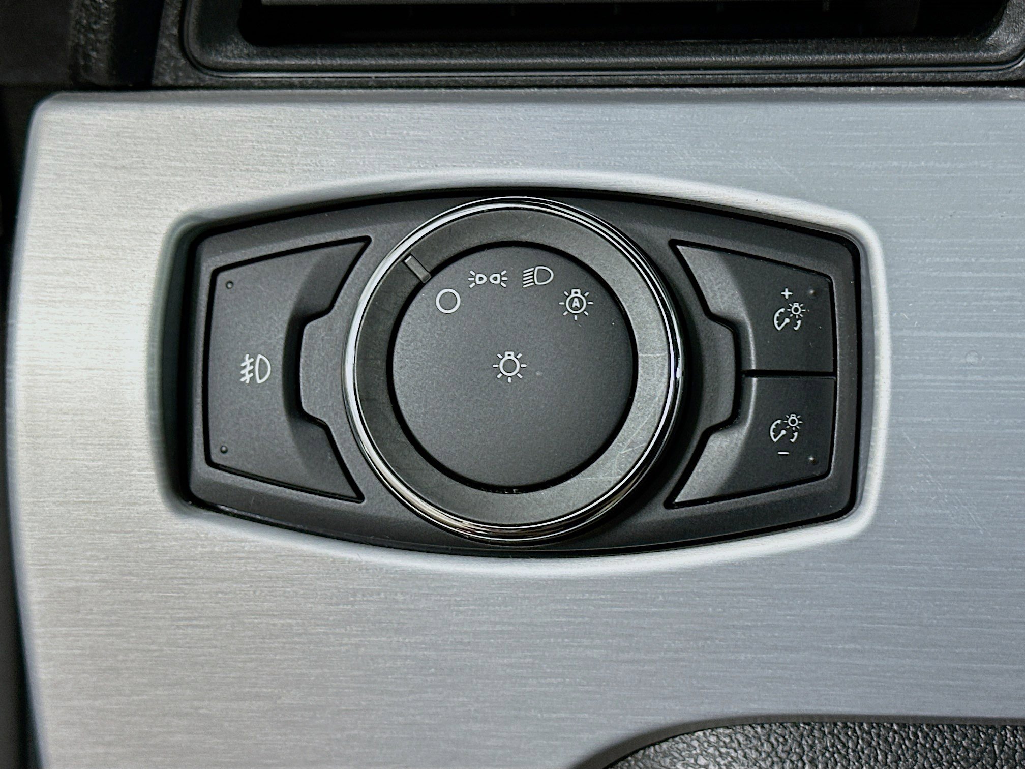 Used 2015 Ford Mustang GT Premium RWD image 17