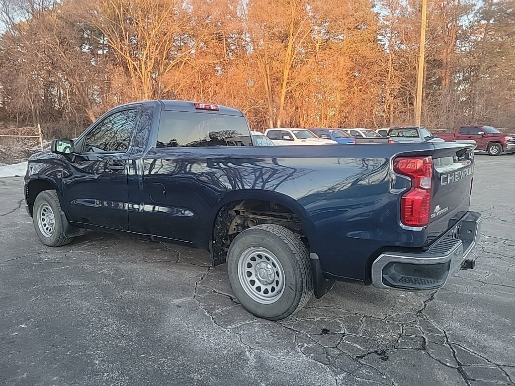 Used 2022 Chevrolet Silverado 1500 W/T w/ WT Value Package image 4