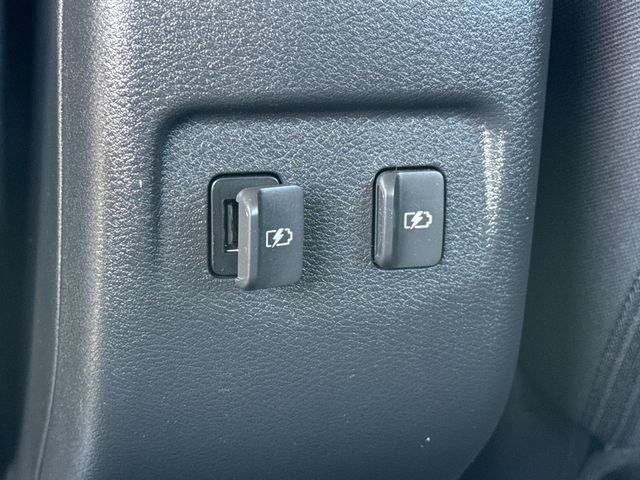 Used 2023 Nissan Kicks SV FWD image 11