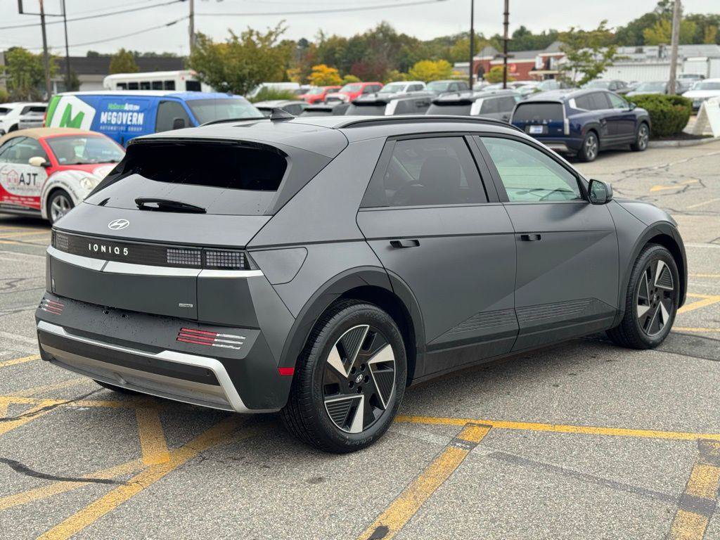 New 2025 Hyundai Ioniq 5 SEL AWD/4WD image 5