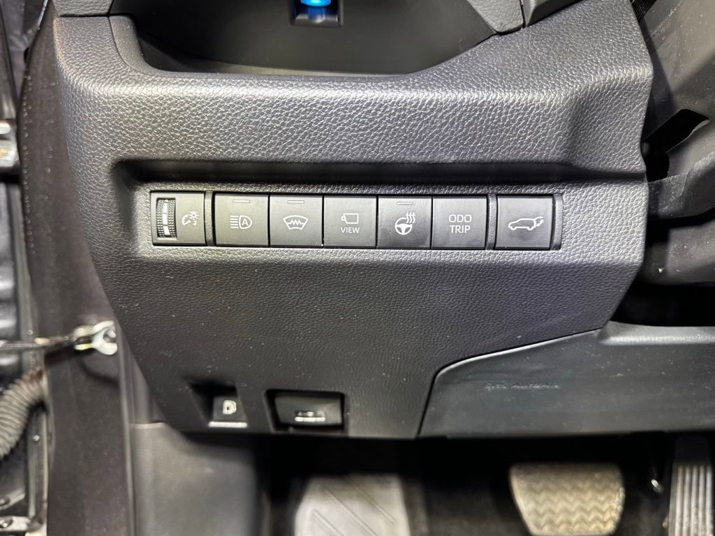 Used 2024 Toyota RAV4 XSE w/ Advanced Technology Package image 25