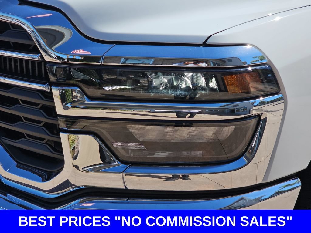 New 2026 RAM 2500 Tradesman w/ Chrome Appearance Group AWD/4WD image 32